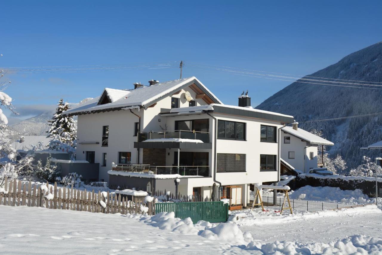 Apart Pitztalurlaub Венс Екстериор снимка