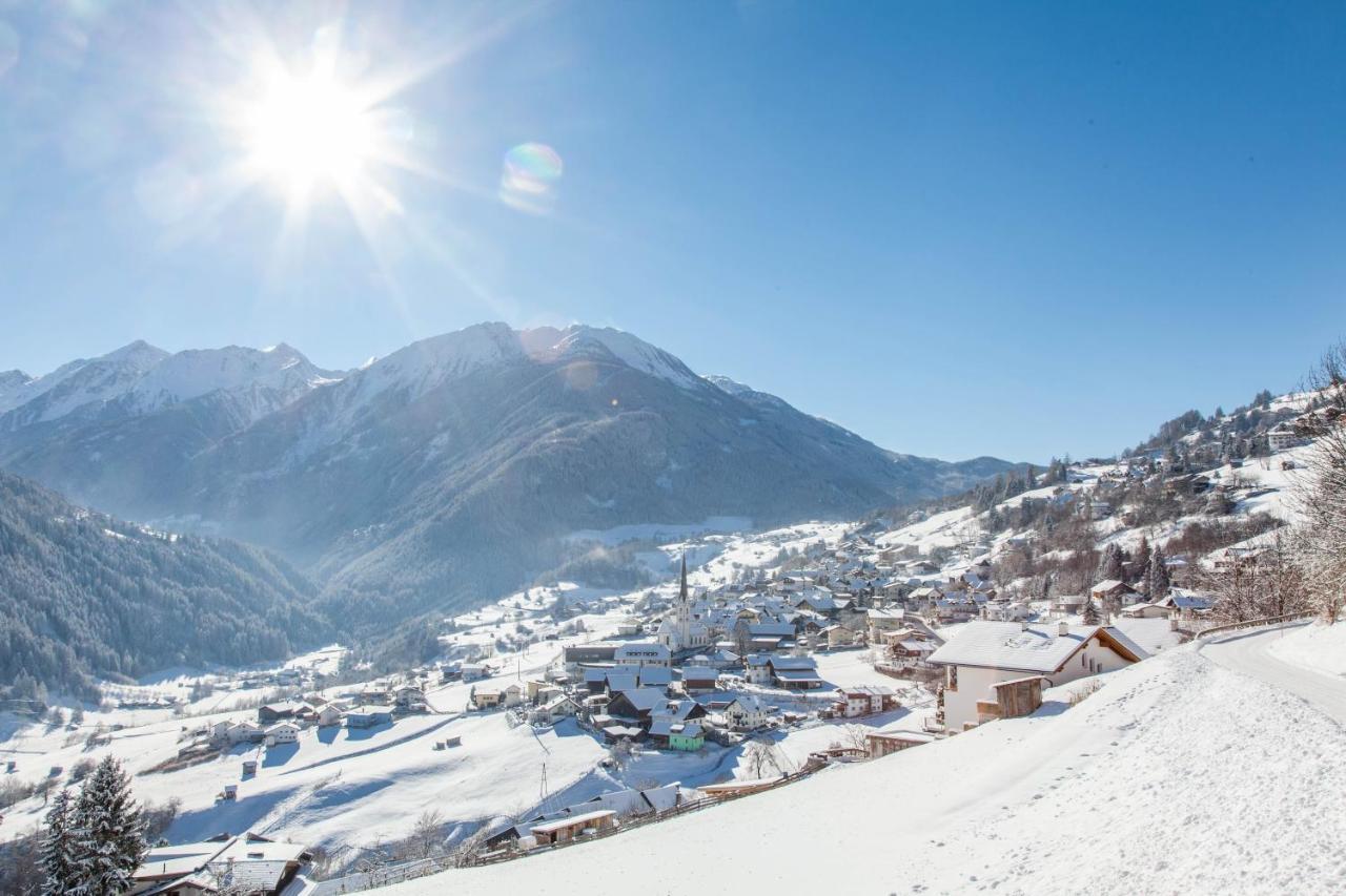 Apart Pitztalurlaub Венс Екстериор снимка