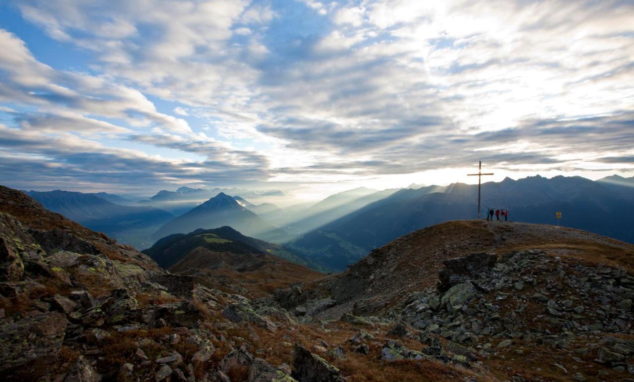 Apart Pitztalurlaub Венс Екстериор снимка